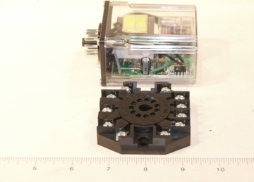 Picture of 10K 120V 11PIN LEVEL CNTRL RLY