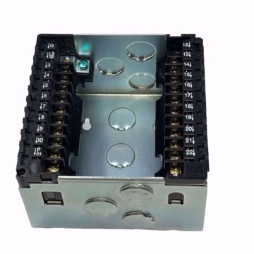 Picture of Q7800B1011 SUBBASE FOR 7800 SERIES RELAY MODULES BURNER OR WALL MOUNTIN